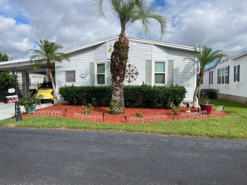 1284 Las Brisas Lane a Winter Haven, FL Mobile or Manufactured Home for Sale
